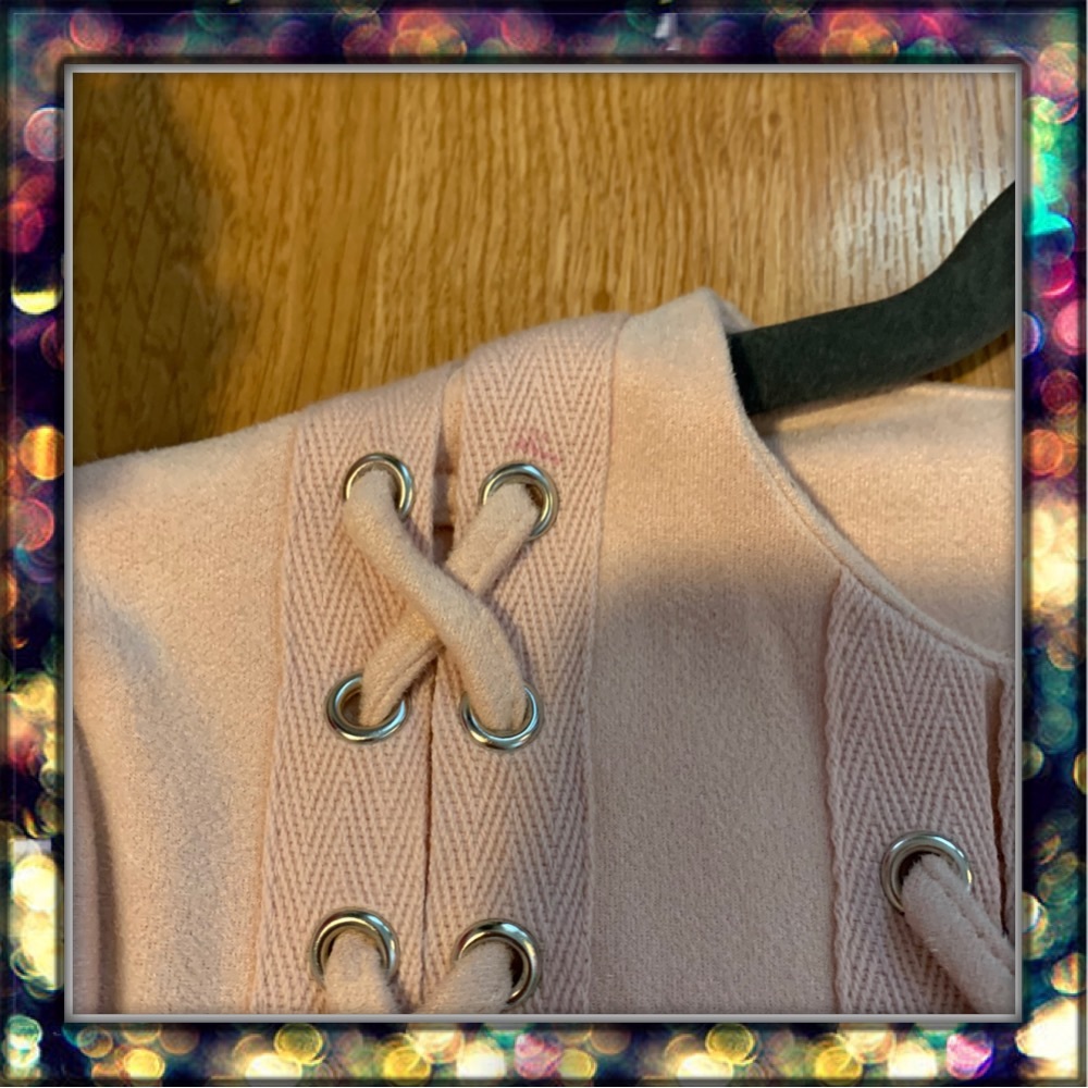 {Missguided}Carli Bibel Suede Eyelet Bodycon dress - Picture 10 of 15